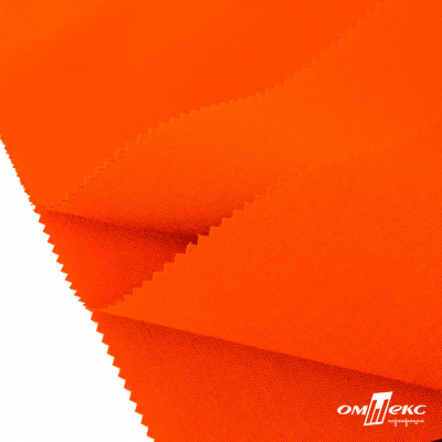 Ткань смесовая для спецодежды "Униформ" 17-1350, 200 гр/м2, шир.150 см, цвет люм.оранжевый - купить в Ачинске. Цена 138.73 руб.